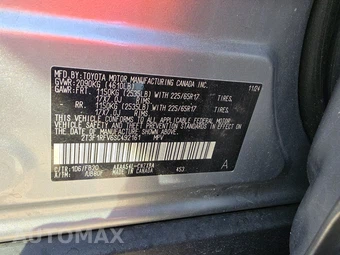 2025 Toyota RAV4 LE - miniatura 14
