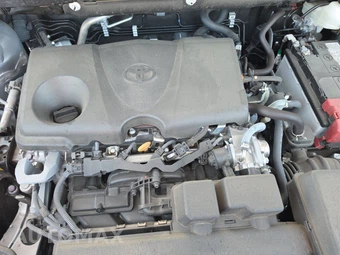 2025 Toyota RAV4 LE - miniatura 15