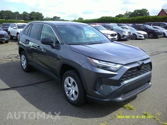 2025 Toyota RAV4 LE - miniatura 11