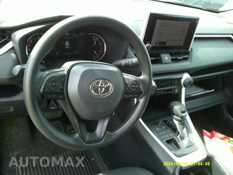 2025 Toyota RAV4 LE - miniatura 5