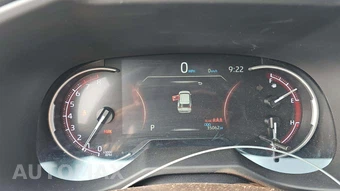 2025 Toyota RAV4 LE - miniatura 17