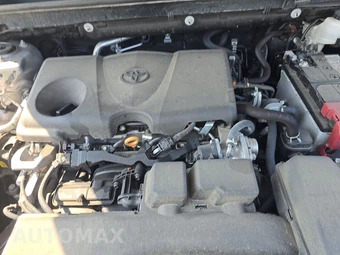 2025 Toyota RAV4 LE - miniatura 15
