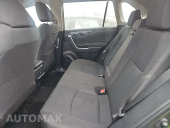 2025 Toyota RAV4 LE - miniatura 13