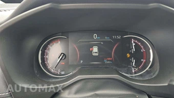 2025 Toyota RAV4 LE - miniatura 18