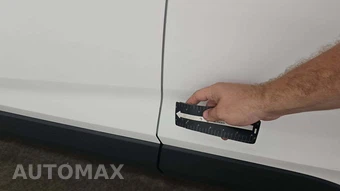 2025 Toyota RAV4 LE - miniatura 33