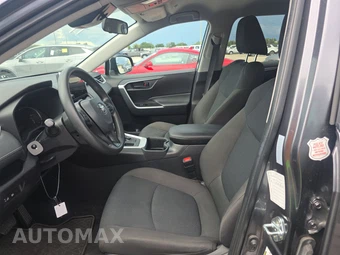 2025 Toyota RAV4 LE - miniatura 7