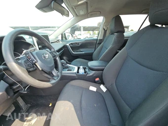 2025 Toyota RAV4 LE - miniatura 7