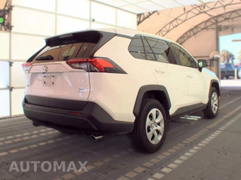 2025 Toyota RAV4 LE – miniatura 4