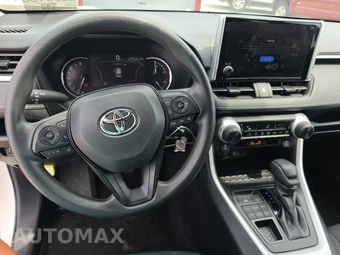 2025 Toyota RAV4 LE - miniatura 11