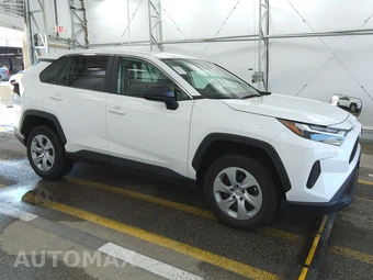 2025 Toyota RAV4 LE - miniatura 3