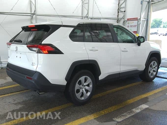 2025 Toyota RAV4 LE - miniatura 4