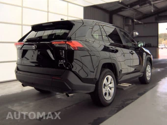 2025 Toyota RAV4 LE - miniatura 4
