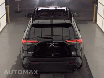 2025 Toyota RAV4 LE - miniatura 5