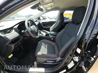 2025 Toyota RAV4 LE - miniatura 7