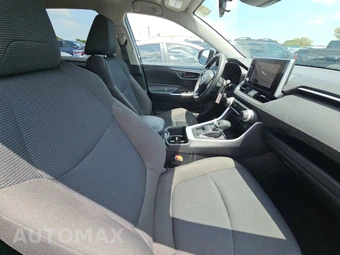 2025 Toyota RAV4 LE - miniatura 8