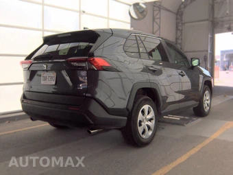 2025 Toyota RAV4 LE - miniatura 4