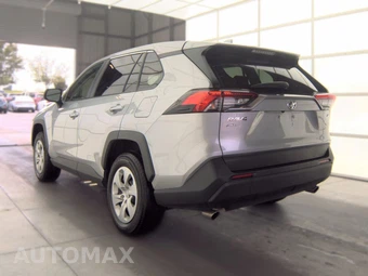2025 Toyota RAV4 LE - miniatura 6