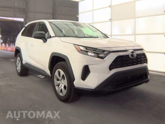 2025 Toyota RAV4 LE – miniatura 3