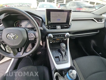 2025 Toyota RAV4 LE - miniatura 11