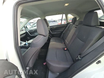 2025 Toyota RAV4 LE - miniatura 13