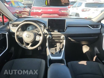 2025 Toyota RAV4 LE - miniatura 11