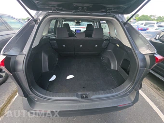 2025 Toyota RAV4 LE - miniatura 16