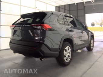 2025 Toyota RAV4 LE - miniatura 4