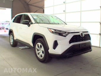 2025 Toyota RAV4 LE - miniatura 3