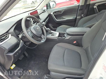 2025 Toyota RAV4 LE - miniatura 7