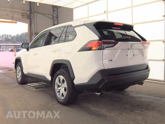 2025 Toyota RAV4 LE - miniatura 6