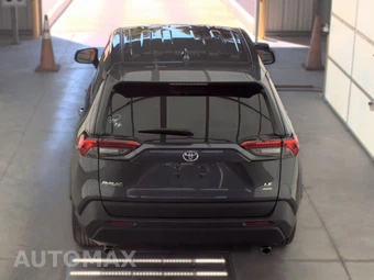 2025 Toyota RAV4 LE - miniatura 5