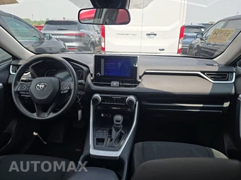2025 Toyota RAV4 LE – miniatura 11