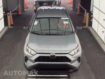 2025 Toyota RAV4 LE - miniatura 2