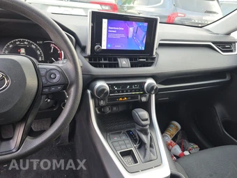 2025 Toyota RAV4 LE - miniatura 11