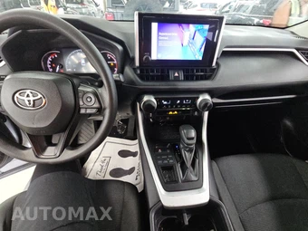 2025 Toyota RAV4 LE - miniatura 11