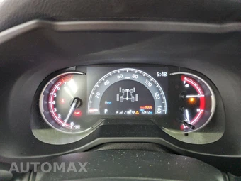 2025 Toyota RAV4 LE - miniatura 12