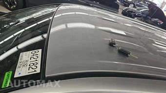 2025 Toyota RAV4 LE - miniatura 17
