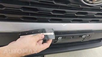 2025 Toyota RAV4 LE - miniatura 36