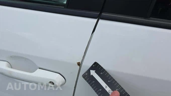 2025 Toyota RAV4 LE - miniatura 20
