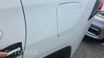 2025 Toyota RAV4 LE - miniatura 25