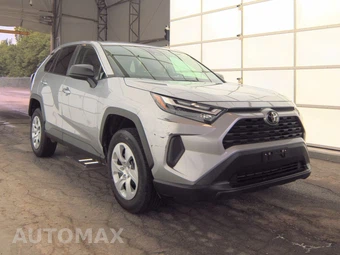 2025 Toyota RAV4 LE - miniatura 3