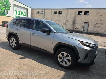 2025 Toyota RAV4 LE - miniatura 4