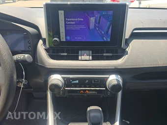 2025 Toyota RAV4 LE - miniatura 11