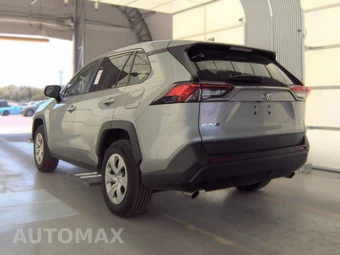 2025 Toyota RAV4 LE - miniatura 6