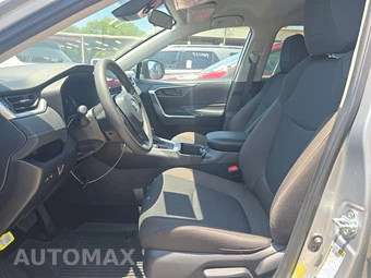 2025 Toyota RAV4 LE - miniatura 7