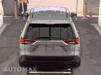 2025 Toyota RAV4 LE - miniatura 5