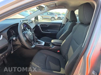 2025 Toyota RAV4 LE - miniatura 7