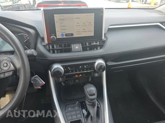2025 Toyota RAV4 LE - miniatura 11