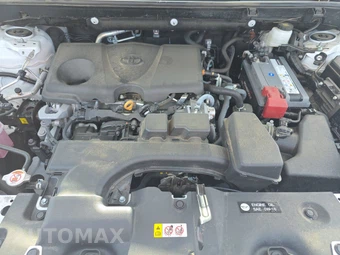 2025 Toyota RAV4 LE - miniatura 15