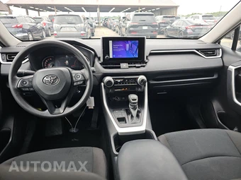 2025 Toyota RAV4 LE - miniatura 11
